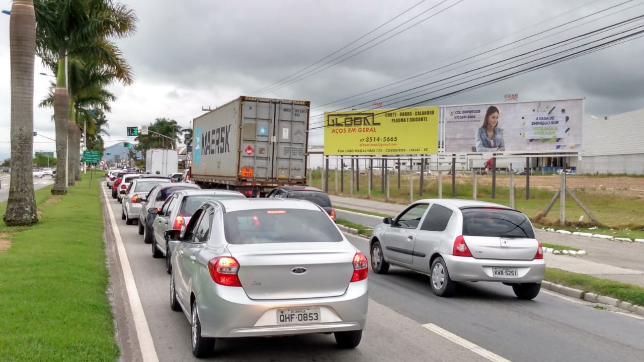 Av. Governador Adolfo Konder, 1518